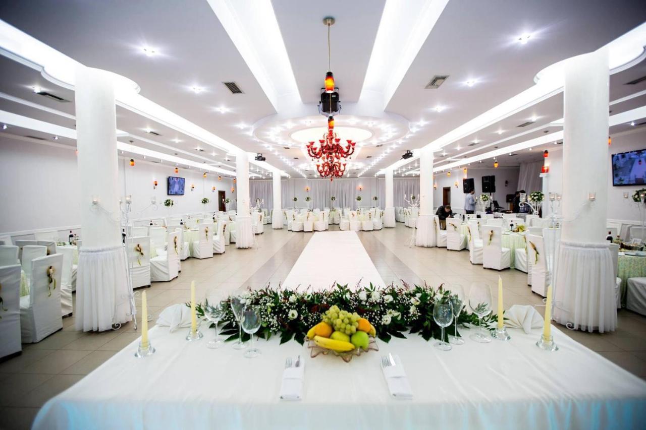 Julton Events Hotel Domje Exterior foto